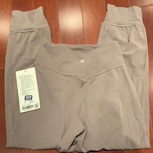 Align jogger crop